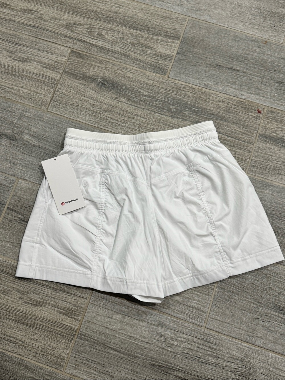 New Lululemon Dance Studio High-Rise Shorts 3.5" WHITE Sz: SMALL NWT Athletic - Picture 5 of 6